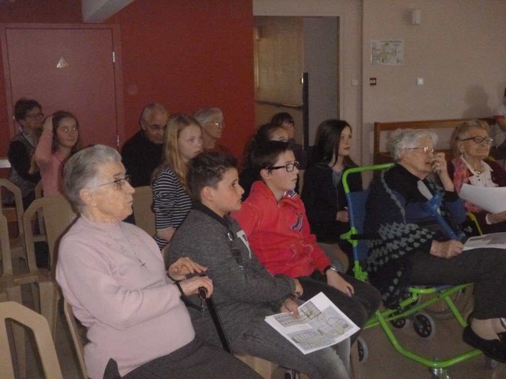 Rencontre résidents-collégiens 25-04-2016